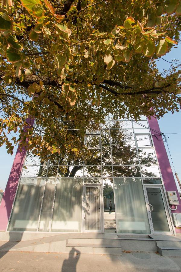 Aparthotel Jolie Galaţi Екстериор снимка