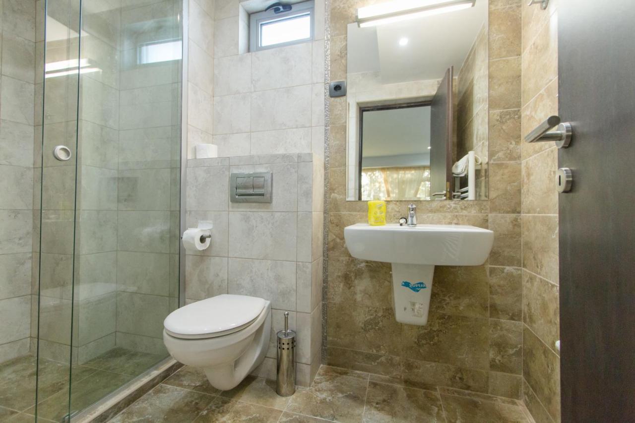 Aparthotel Jolie Galaţi Стая снимка
